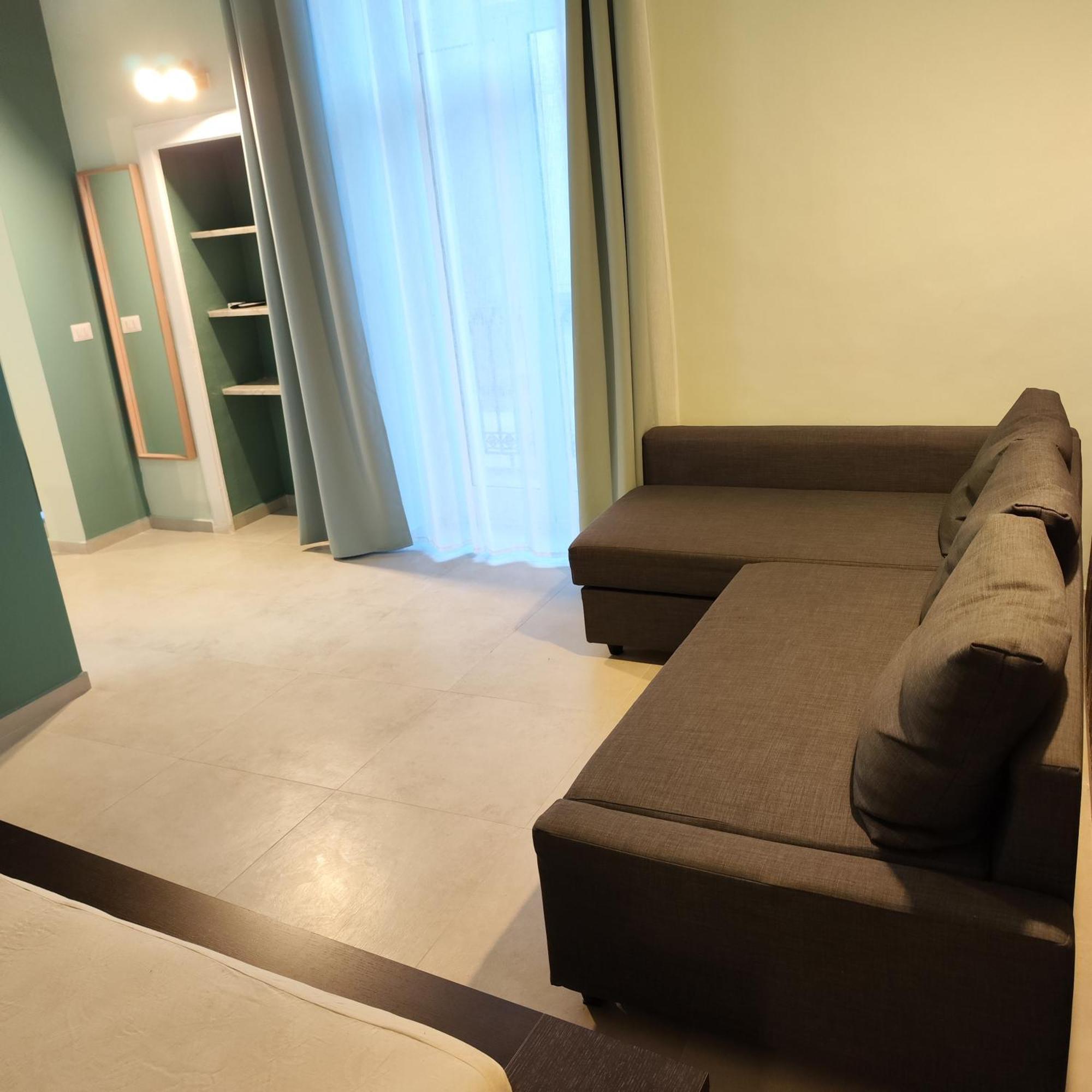 Mistral130 Apartman Bari Kültér fotó