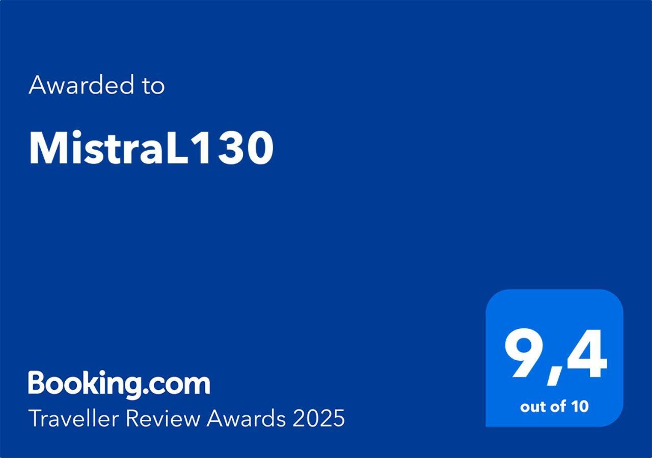 Mistral130 Apartman Bari Kültér fotó